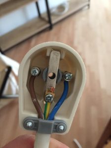 Air Conditioner Plug